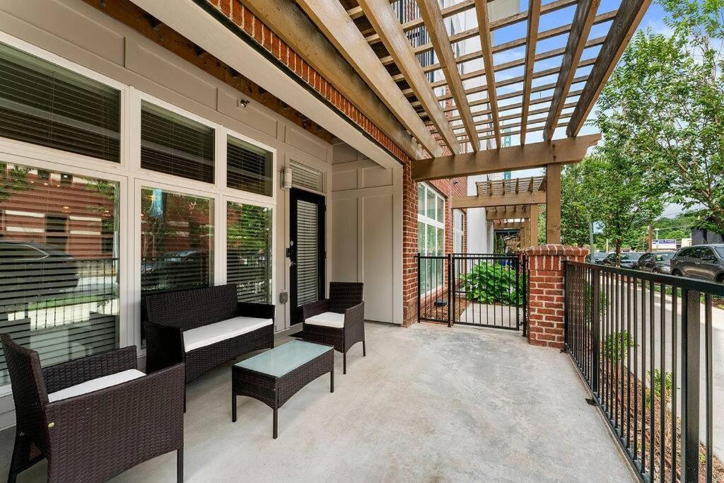East Retreat Haven Of Fun And Comfort! Apartment *